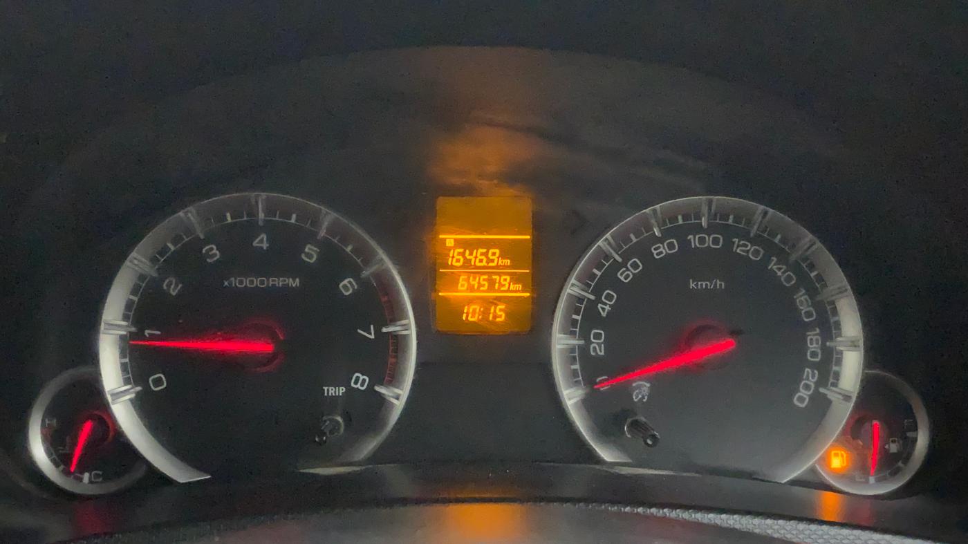 2015 Maruti Swift VXI, Petrol, Manual, 64,703 km, Odometer Image
