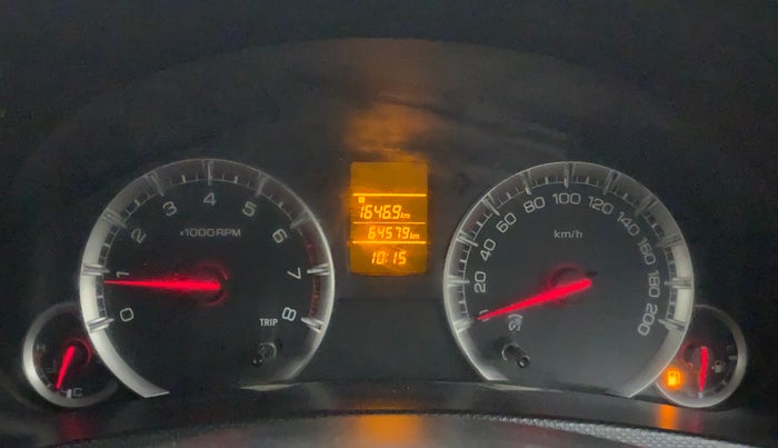 2015 Maruti Swift VXI, Petrol, Manual, 64,703 km, Odometer Image