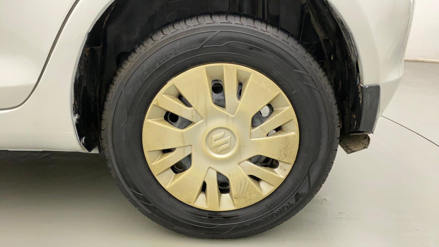 2015 Maruti Swift VXI, Petrol, Manual, 64,703 km, Left Rear Wheel