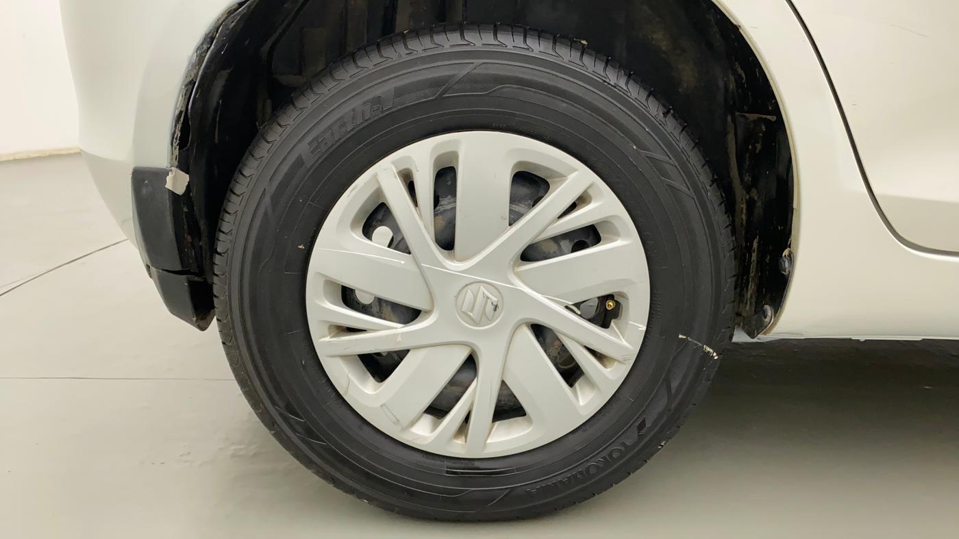 2015 Maruti Swift VXI, Petrol, Manual, 64,703 km, Right Rear Wheel