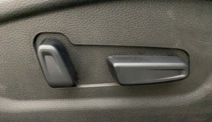 2021 KIA SELTOS GTX PLUS AT 1.5 DIESEL, Diesel, Automatic, 47,825 km, Driver Side Adjustment Panel