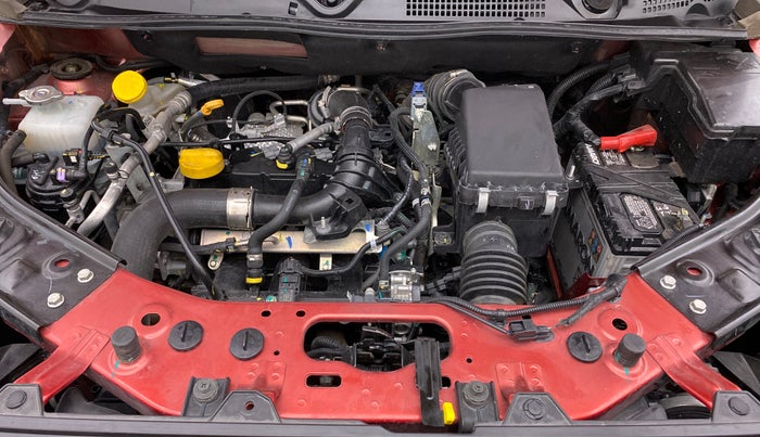 2022 Nissan MAGNITE XV TURBO CVT, Petrol, Automatic, 13,759 km, Open Bonet