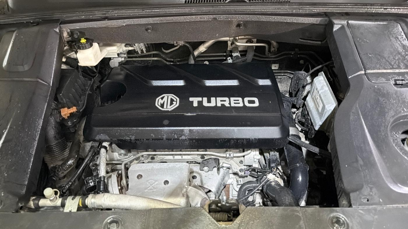 2023 MG HECTOR PLUS SHARP PRO 1.5 PETROL TURBO CVT 6 STR, Petrol, Automatic, 43,197 km, Engine View