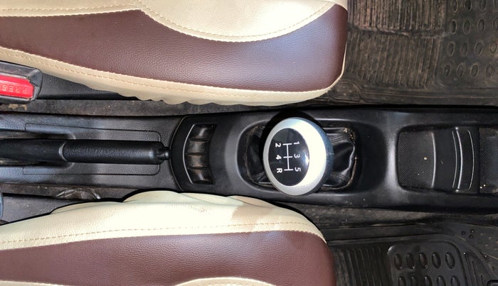 2013 Maruti Wagon R 1.0 LXI, Petrol, Manual, 23,167 km, Gear Lever