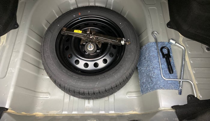 2015 Toyota Etios VX, Petrol, Manual, 26,614 km, Spare Tyre