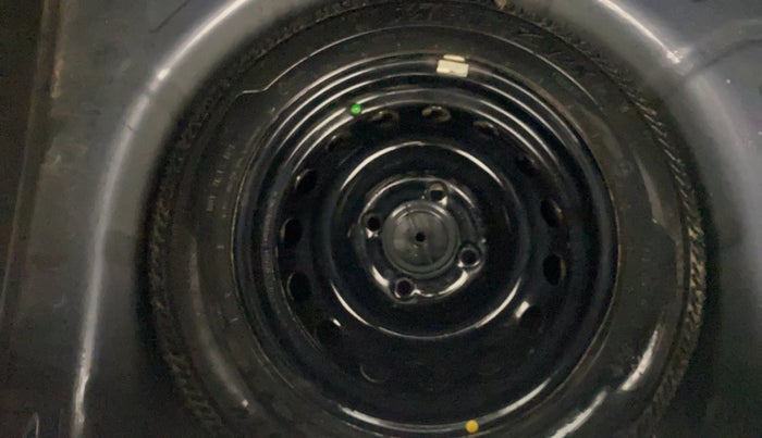 2016 Ford New Figo TREND 1.2 PETROL, Petrol, Manual, 22,090 km, Spare Tyre