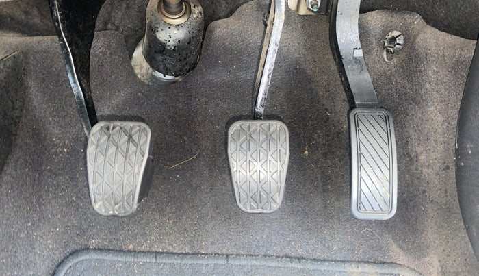 2016 Ford New Figo TREND 1.2 PETROL, Petrol, Manual, 22,090 km, Pedals