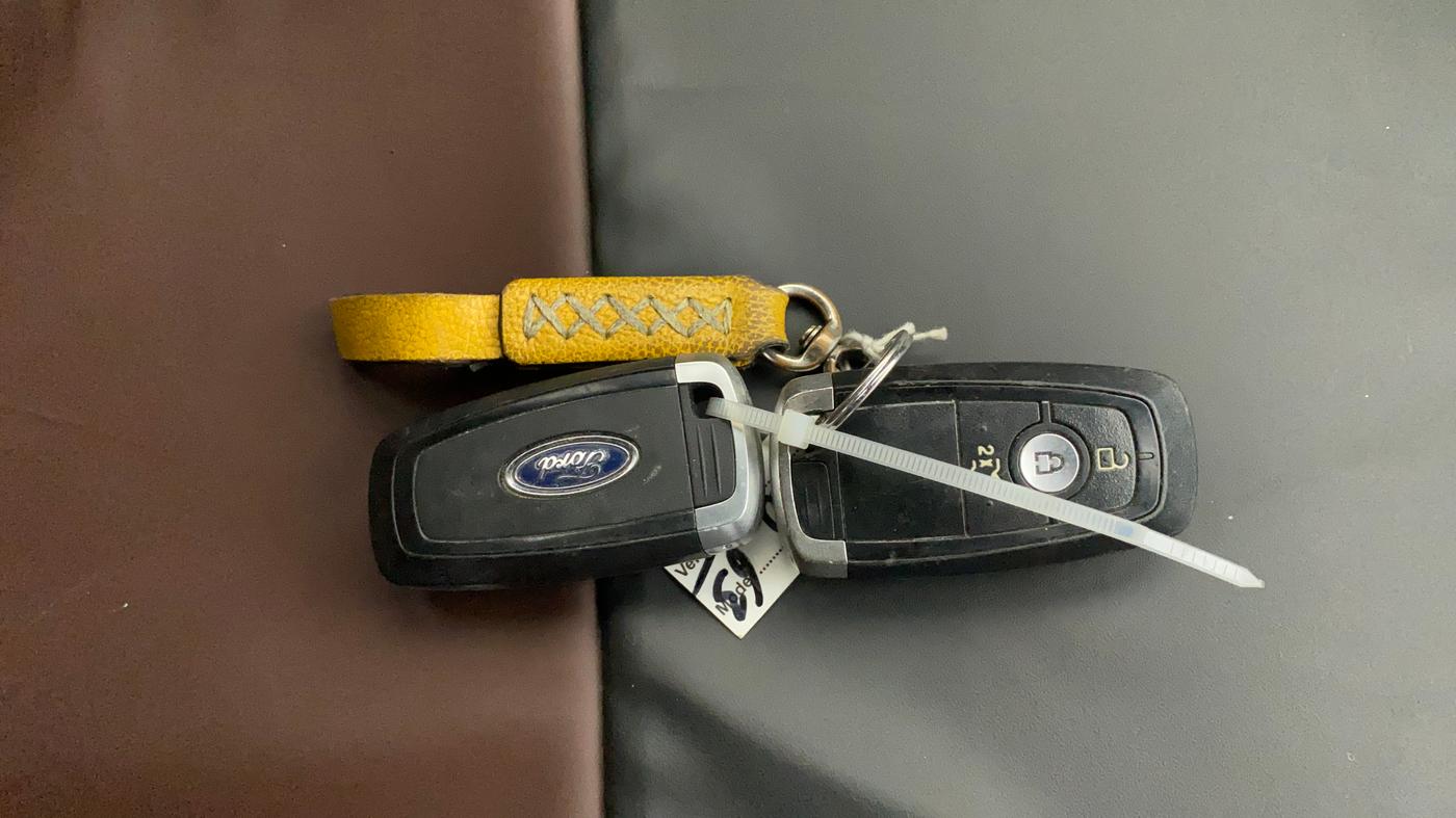 2020 Ford FREESTYLE TITANIUM PLUS 1.2 PETROL, Petrol, Manual, 95,186 km, Key Close Up