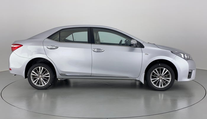 2014 Toyota Corolla Altis VL AT, Petrol, Automatic, 46,073 km, Right Side View