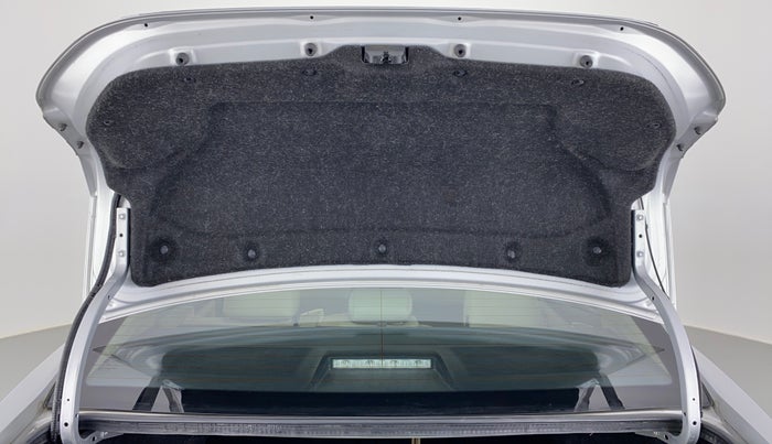 2014 Toyota Corolla Altis VL AT, Petrol, Automatic, 46,073 km, Boot Door Open