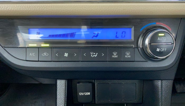 2014 Toyota Corolla Altis VL AT, Petrol, Automatic, 46,073 km, Automatic Climate Control