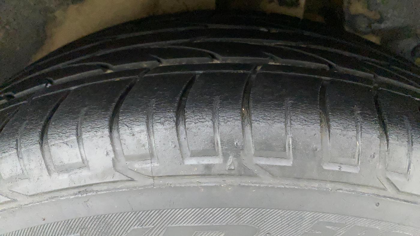 2019 Hyundai Creta SX (O) 1.6 PETROL, Petrol, Manual, 26,957 km, Left Rear Tyre Tread