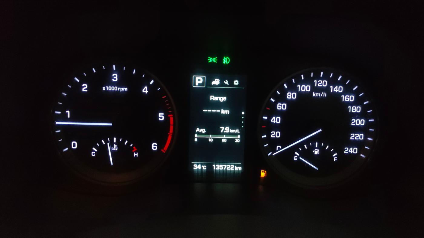 2016 Hyundai Tucson GLS 2WD AT DIESEL, Diesel, Automatic, 1,35,698 km, Odometer Image