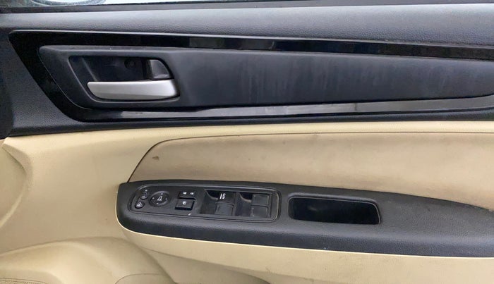 2021 Honda Amaze 1.2L I-VTEC V CVT, Petrol, Automatic, 50,805 km, Driver Side Door Panels Control