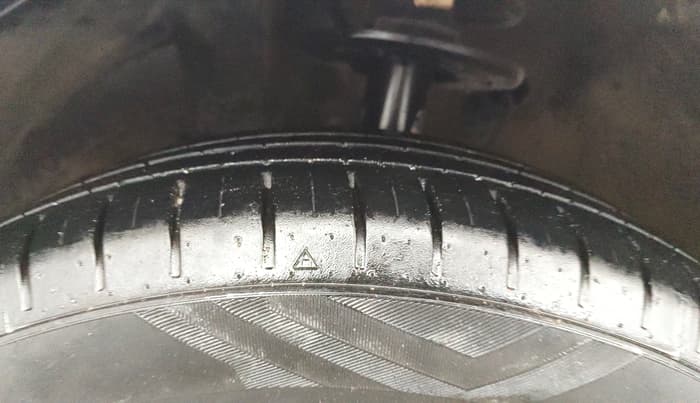2021 Maruti Baleno ZETA PETROL 1.2, Petrol, Manual, 27,743 km, Left Front Tyre Tread