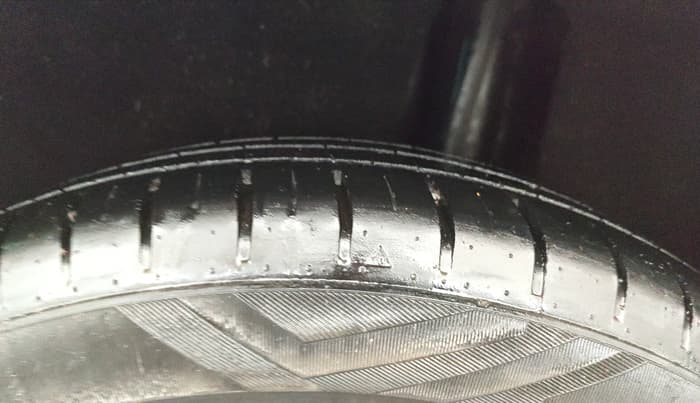 2021 Maruti Baleno ZETA PETROL 1.2, Petrol, Manual, 27,743 km, Left Rear Tyre Tread