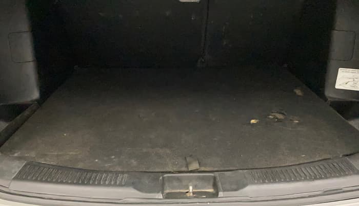 2017 Maruti S Cross ZETA 1.3, Diesel, Manual, 69,597 km, Boot Inside
