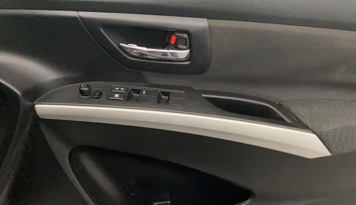 2017 Maruti S Cross ZETA 1.3, Diesel, Manual, 69,597 km, Driver Side Door Panels Control