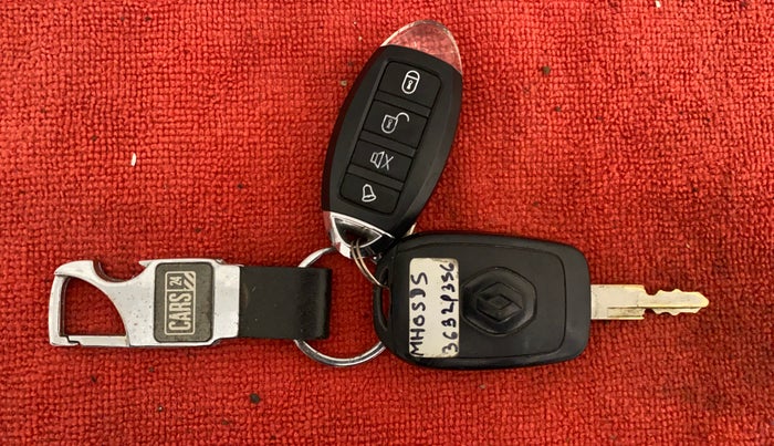 2018 Renault Kwid RXE, Petrol, Manual, 54,412 km, Key Close Up