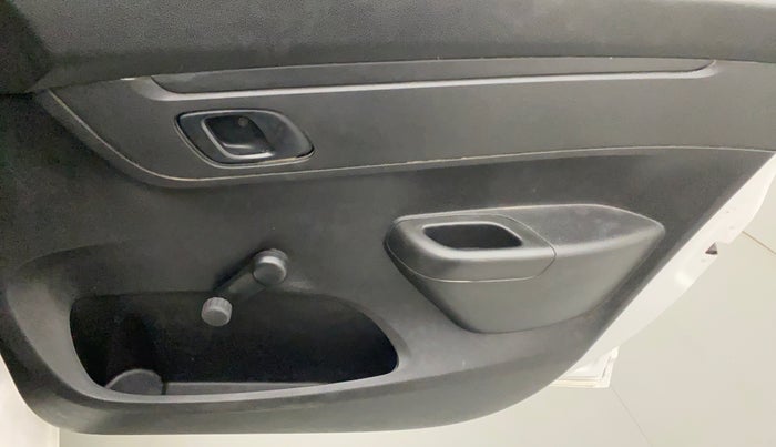 2018 Renault Kwid RXE, Petrol, Manual, 54,412 km, Driver Side Door Panels Control