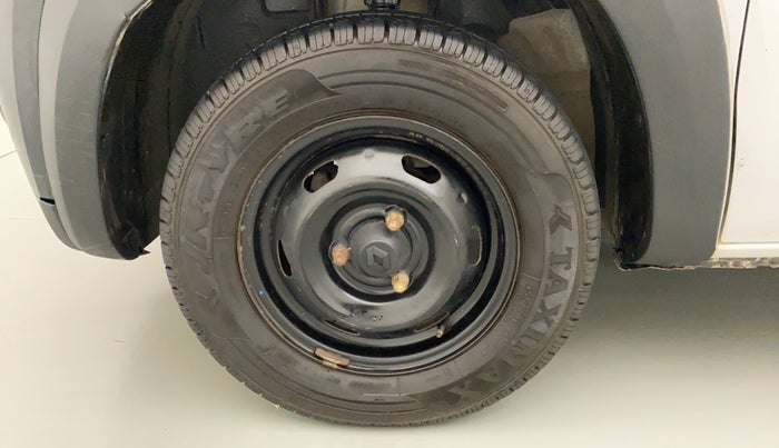 2018 Renault Kwid RXE, Petrol, Manual, 54,412 km, Left Front Wheel