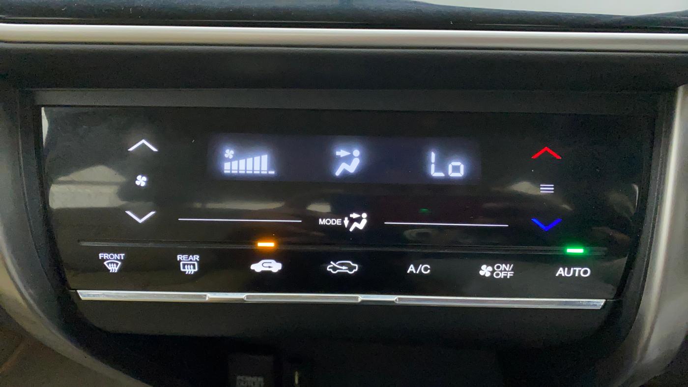 2014 Honda City 1.5L I-VTEC SV, Petrol, Manual, 1,01,287 km, Automatic Climate Control