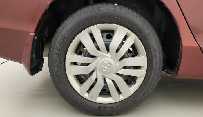 2014 Honda City 1.5L I-VTEC SV, Petrol, Manual, 1,01,287 km, Right Rear Wheel