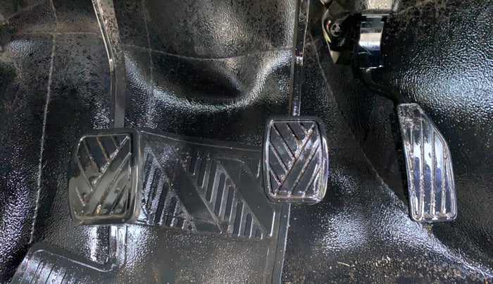 2020 Maruti New Wagon-R LXI CNG 1.0, CNG, Manual, 52,303 km, Pedals