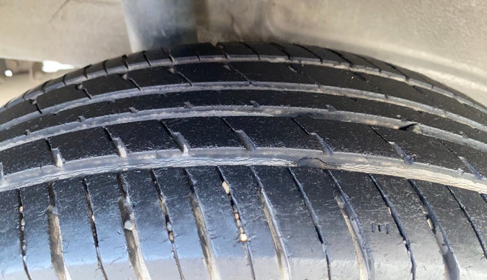 2020 Maruti New Wagon-R LXI CNG 1.0, CNG, Manual, 52,303 km, Right Rear Tyre Tread