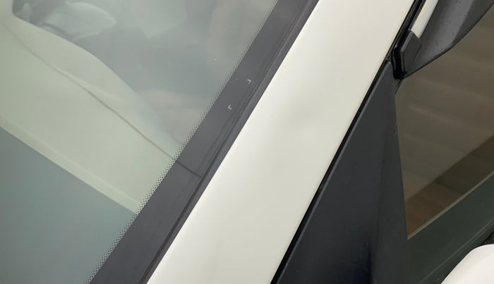 2016 Hyundai Elite i20 MAGNA 1.2, Petrol, Manual, 31,708 km, Left A pillar - Slightly dented