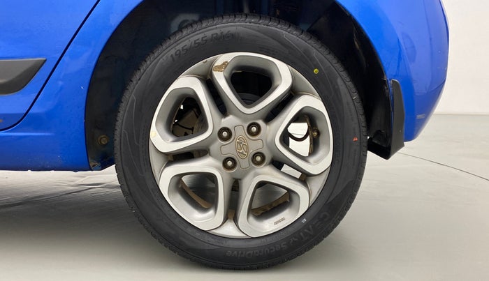 2018 Hyundai Elite i20 ASTA 1.2 (O), Petrol, Manual, 26,218 km, Left Rear Wheel