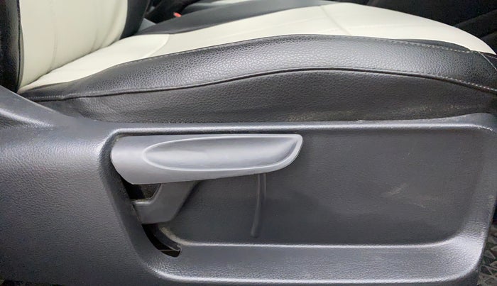 2020 Volkswagen Polo Trendline 1.0 L Petrol, CNG, Manual, 46,779 km, Driver Side Adjustment Panel