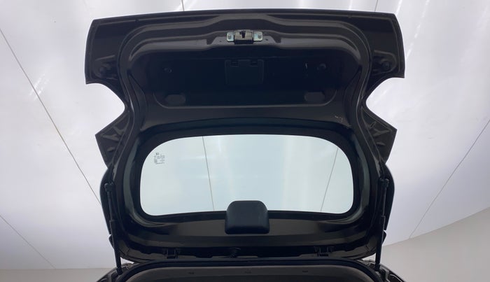 2018 Renault Kwid CLIMBER 1.0, Petrol, Manual, 42,240 km, Boot Door Open
