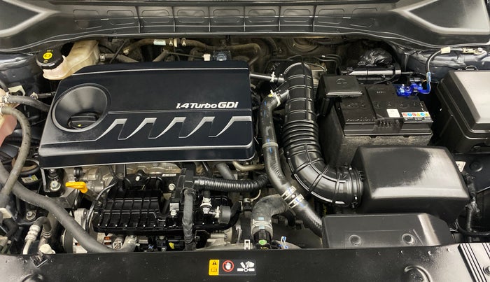 2022 KIA CARENS PRESTIGE 1.4 PETROL 7 STR, Petrol, Manual, 24,555 km, Engine View