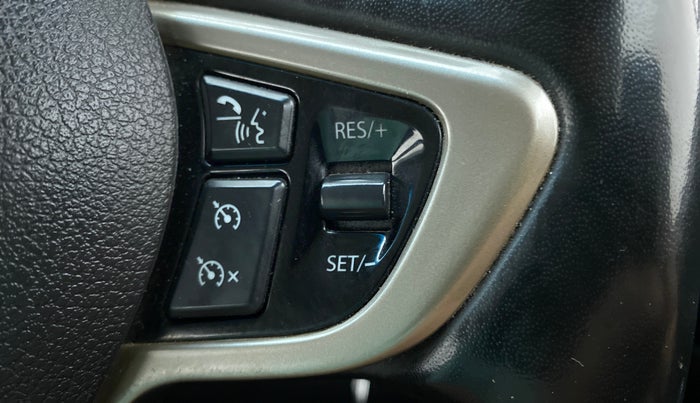 2017 Tata Hexa Varicor 400 XTA, Diesel, Automatic, 44,693 km, Adaptive Cruise Control