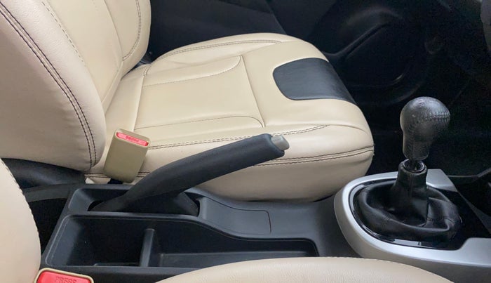 2015 Honda Jazz 1.2L I-VTEC V, Petrol, Manual, 35,885 km, Gear Lever