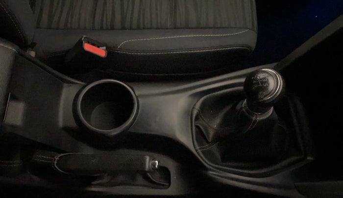 2018 Toyota Innova Crysta 2.7 VX 7 STR, Petrol, Manual, 42,119 km, Gear Lever