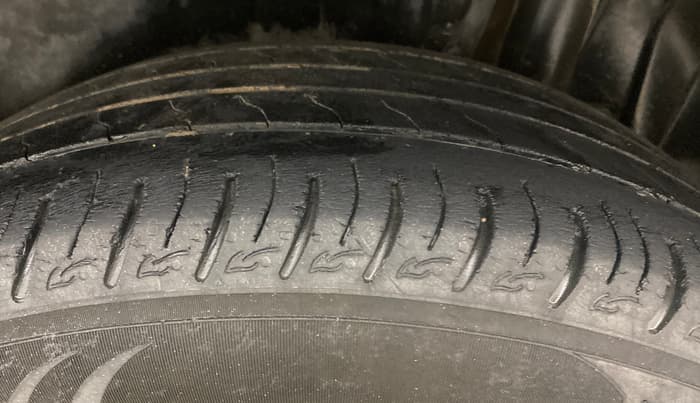 2021 Toyota URBAN CRUISER MID GRADE AT, Petrol, Automatic, 73,193 km, Left Rear Tyre Tread