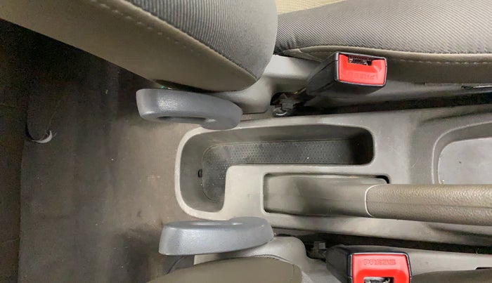 2013 Hyundai i10 SPORTZ 1.2, Petrol, Manual, 70,431 km, Driver Side Adjustment Panel