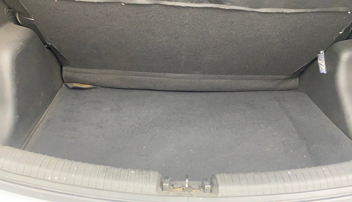 2013 Hyundai Grand i10 MAGNA 1.2 KAPPA VTVT, Petrol, Manual, 50,791 km, Boot Inside