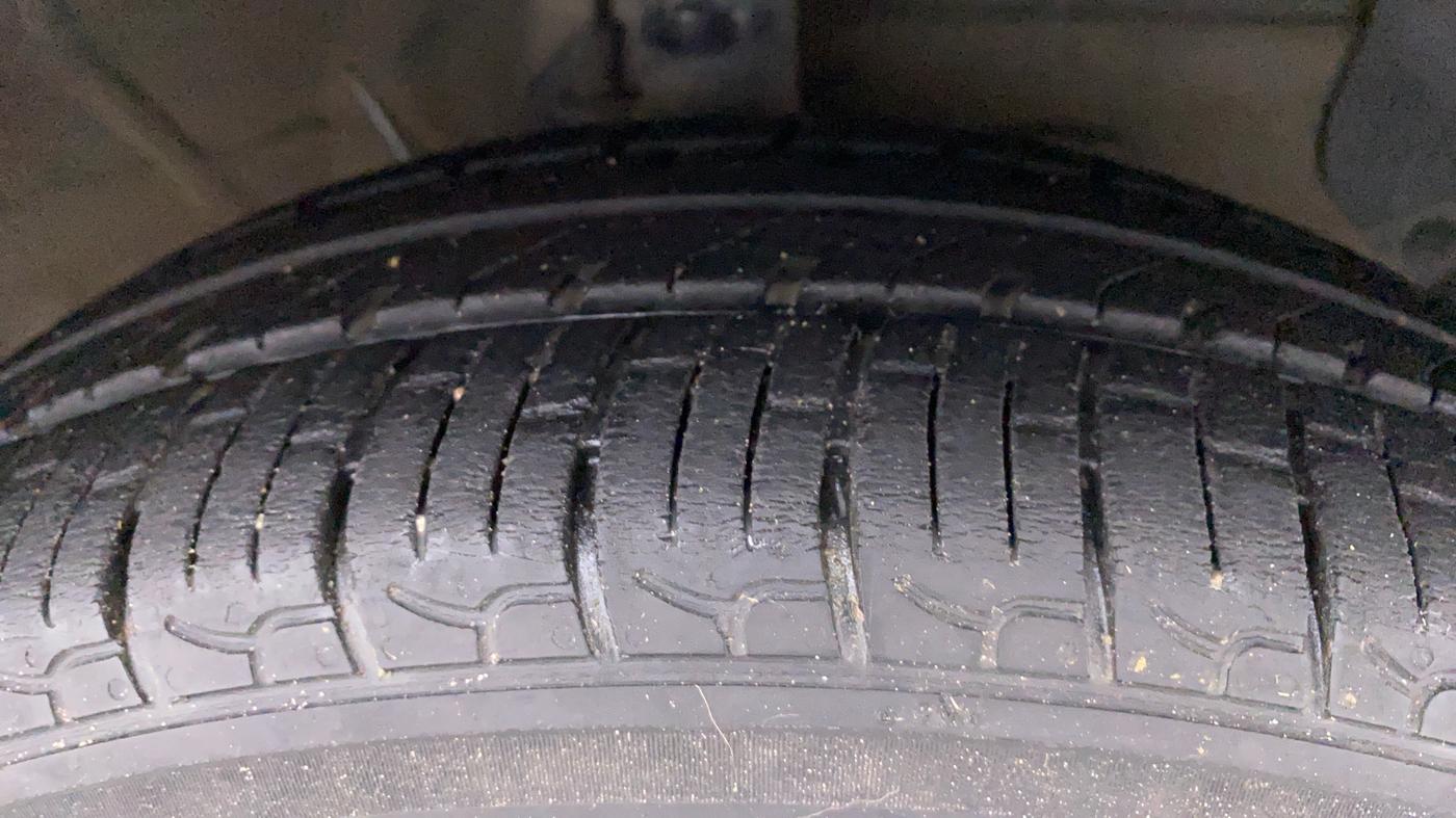 2019 Hyundai NEW SANTRO 1.1 SPORTS AMT, Petrol, Automatic, 32,014 km, Right Front Tyre Tread