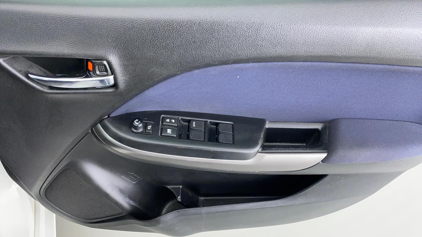 2019 Maruti Baleno ALPHA CVT PETROL 1.2, Petrol, Automatic, 66,714 km, Driver Side Door Panels Control