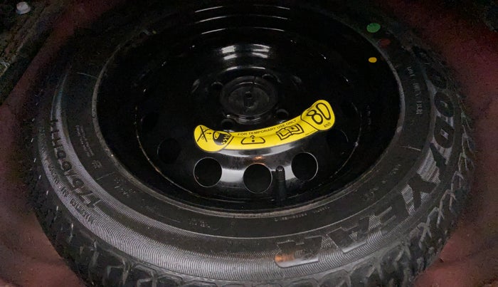 2017 Ford Figo Aspire 1.2 TITANIUM PETROL, CNG, Manual, 19,459 km, Spare Tyre