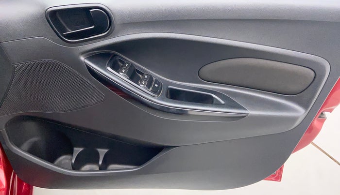 2017 Ford Figo Aspire 1.2 TITANIUM PETROL, CNG, Manual, 19,459 km, Driver Side Door Panels Control