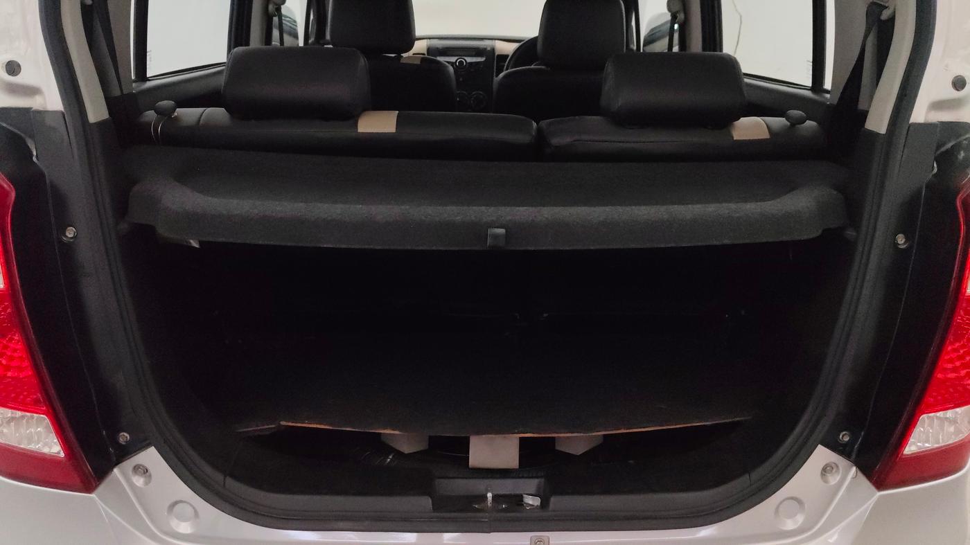 2018 Maruti Wagon R 1.0 VXI AMT, Petrol, Automatic, 35,769 km, Boot Inside