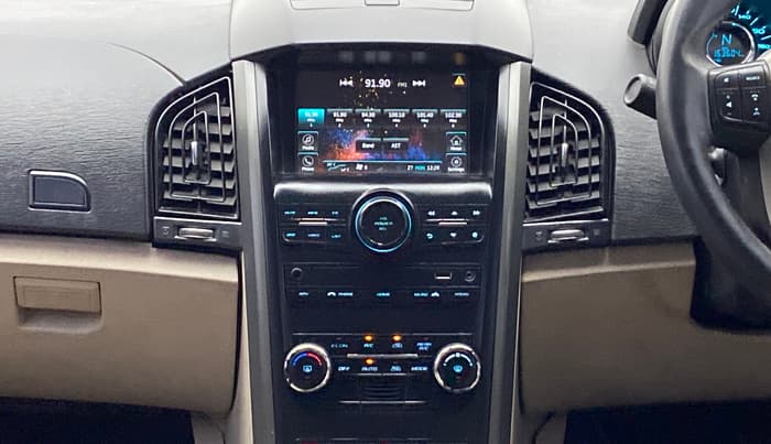 2016 Mahindra XUV500 W10, Diesel, Manual, 1,63,495 km, Air Conditioner
