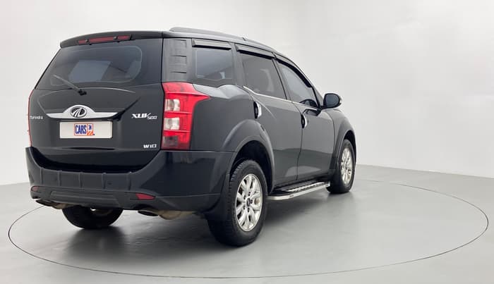 2016 Mahindra XUV500 W10, Diesel, Manual, 1,63,495 km, Right Back Diagonal
