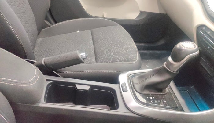 2022 Tata ALTROZ XZA, Petrol, Automatic, 30,142 km, Gear Lever