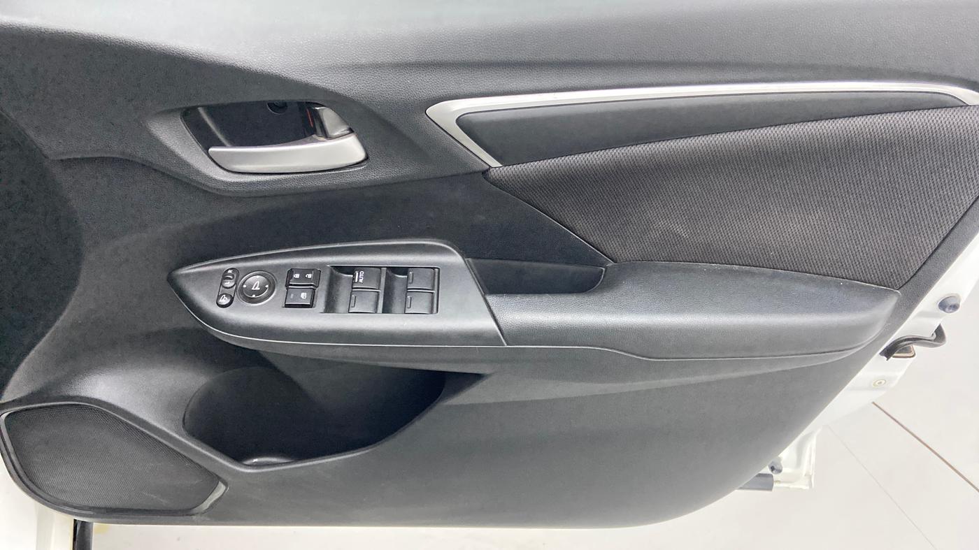 2020 Honda WR-V 1.2L I-VTEC VX MT, Petrol, Manual, 25,439 km, Driver Side Door Panels Control