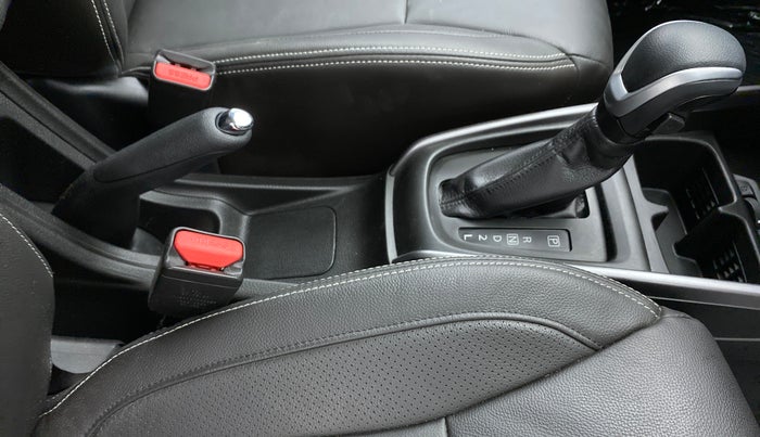 2022 Maruti XL6 ALPHA AT SHVS, Petrol, Automatic, 3,606 km, Gear Lever